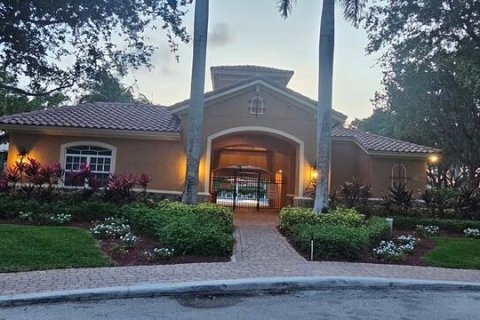 House in West Palm Beach, Florida 4 bedrooms, 244.33 sq.m. № 2188079 - photo 23