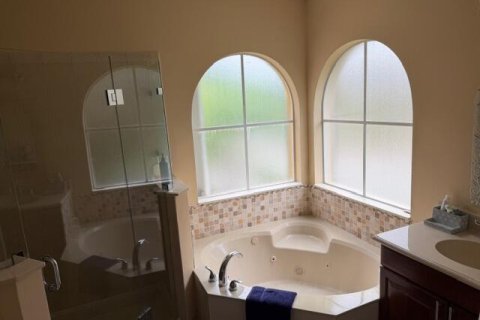 House in West Palm Beach, Florida 4 bedrooms, 244.33 sq.m. № 2188079 - photo 18
