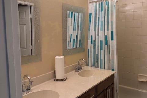 House in West Palm Beach, Florida 4 bedrooms, 244.33 sq.m. № 2188079 - photo 16