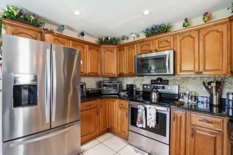 House in Orlando, Florida 4 bedrooms, 193.98 sq.m. № 2104434 - photo 13