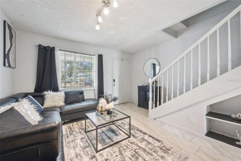 Townhouse in Orlando, Florida 2 bedrooms, 93.27 sq.m. № 2094051 - photo 3
