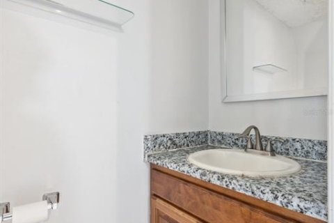 Townhouse in Orlando, Florida 2 bedrooms, 93.27 sq.m. № 2094051 - photo 16