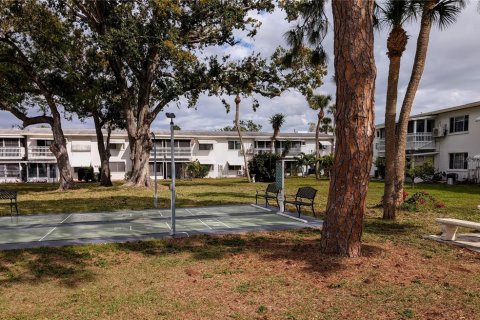 Condo in Bradenton, Florida, 5 rooms  № 1838048 - photo 22
