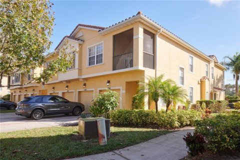 Adosado en alquiler en Kissimmee, Florida, 3 dormitorios, 132.57 m2 № 1379712 - foto 2
