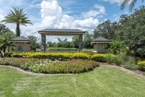 Townhouse in Odessa, Florida 3 bedrooms, 159.88 sq.m. № 1884122 - photo 2