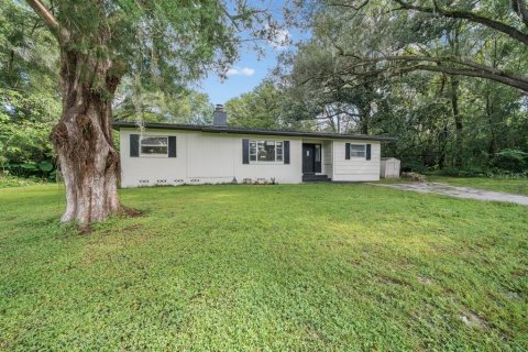 House in Ocala, Florida 4 bedrooms, 146.04 sq.m. № 1878211 - photo 2