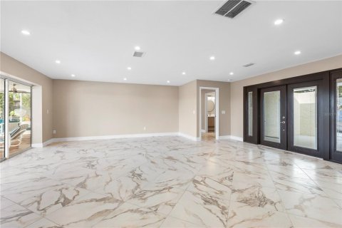 Casa en venta en New Port Richey, Florida, 3 dormitorios, 193.61 m2 № 1803256 - foto 7