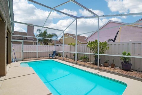 House in Tarpon Springs, Florida 4 bedrooms, 181.62 sq.m. № 2091698 - photo 30