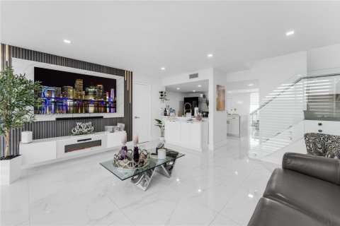 Touwnhouse à Miami, Floride 2 chambres, 140.28 m2 № 2001313