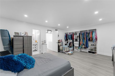 Touwnhouse à vendre à Miami, Floride: 2 chambres, 140.28 m2 № 2001313 - photo 16