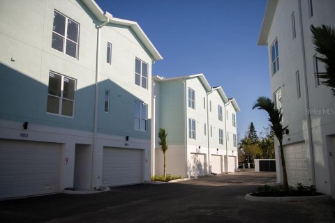 Touwnhouse à vendre à Saint Petersburg, Floride: 3 chambres, 224.36 m2 № 1662720 - photo 26