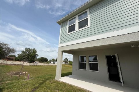 Townhouse in Haines City, Florida 4 bedrooms, 173.36 sq.m. № 1854349 - photo 14