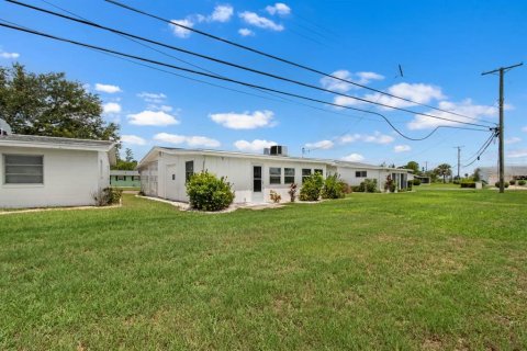 House in Sun City Center, Florida 2 bedrooms, 117.61 sq.m. № 1780592 - photo 26