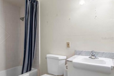 House in Sun City Center, Florida 2 bedrooms, 117.61 sq.m. № 1780592 - photo 23