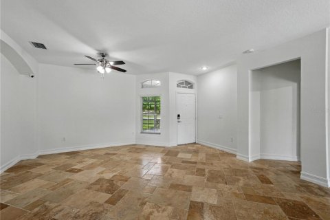 House in Wesley Chapel, Florida 4 bedrooms, 210.14 sq.m. № 1769635 - photo 10