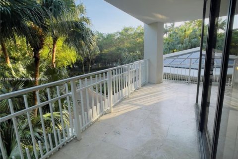 Copropriété à vendre à Miami, Floride: 2 chambres, 121.89 m2 № 2169703 - photo 16