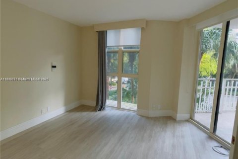 Copropriété à vendre à Miami, Floride: 2 chambres, 121.89 m2 № 2169703 - photo 7