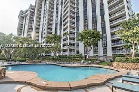 Copropriété à vendre à Miami, Floride: 2 chambres, 121.89 m2 № 2169703 - photo 4