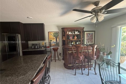 Casa en venta en Port St. Lucie, Florida, 4 dormitorios, 233.09 m2 № 1890222 - foto 17