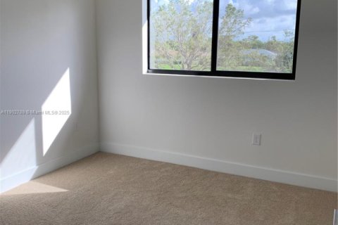 Townhouse in Plantation, Florida 3 bedrooms, 150.13 sq.m. № 1963716 - photo 27