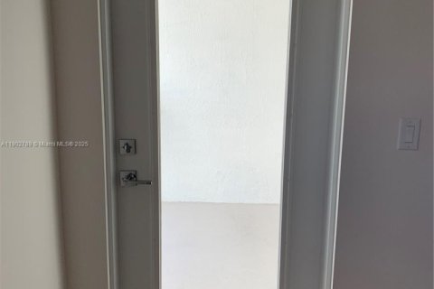 Townhouse in Plantation, Florida 3 bedrooms, 150.13 sq.m. № 1963716 - photo 16