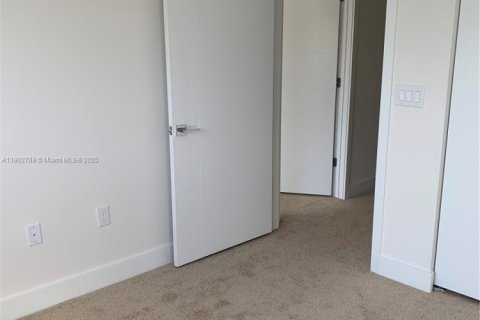 Townhouse in Plantation, Florida 3 bedrooms, 150.13 sq.m. № 1963716 - photo 25