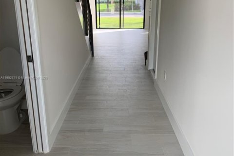 Townhouse in Plantation, Florida 3 bedrooms, 150.13 sq.m. № 1963716 - photo 5