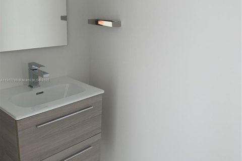 Townhouse in Plantation, Florida 3 bedrooms, 150.13 sq.m. № 1963716 - photo 11