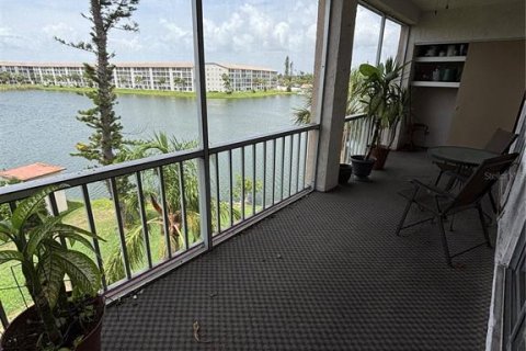 Condo in Bradenton, Florida, 2 bedrooms  № 1884217 - photo 17