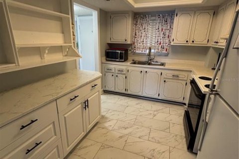 Condo in Bradenton, Florida, 2 bedrooms  № 1884217 - photo 5