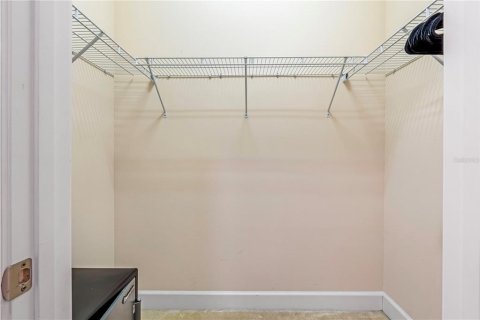 Townhouse in Ormond Beach, Florida 2 bedrooms, 140.28 sq.m. № 2152413 - photo 23