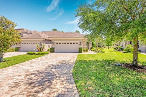 Townhouse in Ormond Beach, Florida 2 bedrooms, 140.28 sq.m. № 2152413 - photo 4