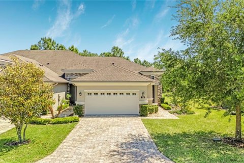 Townhouse in Ormond Beach, Florida 2 bedrooms, 140.28 sq.m. № 2152413 - photo 2