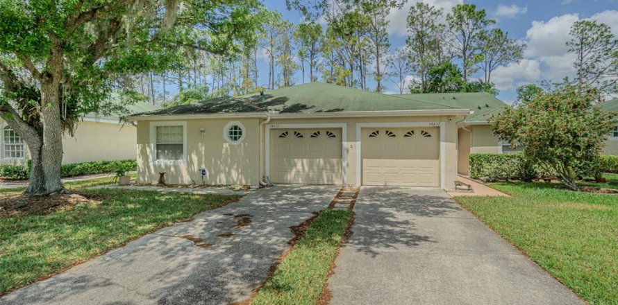 House in Zephyrhills, Florida 3 bedrooms, 127.09 sq.m. № 1621985