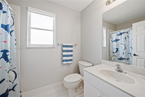 Villa ou maison à vendre à Pembroke Pines, Floride: 6 chambres, 363.43 m2 № 1889422 - photo 21