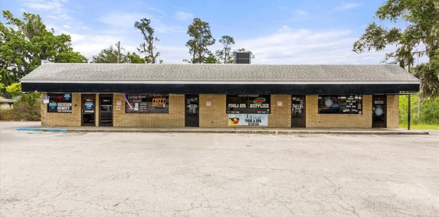 Immobilier commercial à Belleview, Floride № 2150892