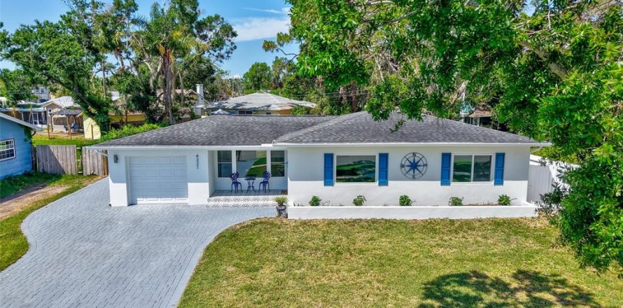 Villa ou maison à Saint Petersburg, Floride 2 chambres, 113.81 m2 № 1755338
