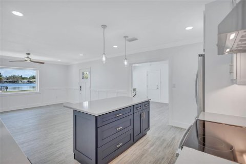 Villa ou maison à vendre à Saint Petersburg, Floride: 2 chambres, 113.81 m2 № 1755338 - photo 11