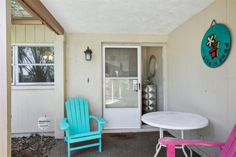 House in Sarasota, Florida 2 bedrooms, 104.14 sq.m. № 1798006 - photo 1