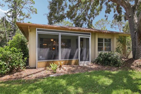 House in Sarasota, Florida 2 bedrooms, 104.14 sq.m. № 1798006 - photo 25