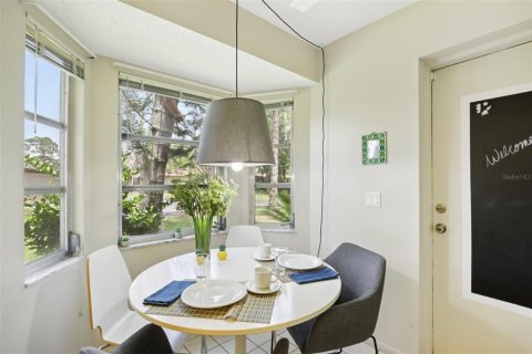 House in Sarasota, Florida 2 bedrooms, 104.14 sq.m. № 1798006 - photo 10