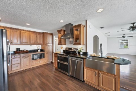 House in Bradenton, Florida 3 bedrooms, 177.81 sq.m. № 1898980 - photo 6