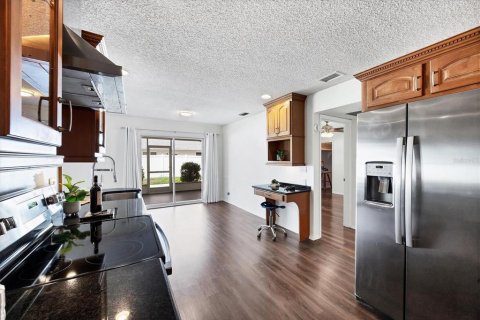 House in Bradenton, Florida 3 bedrooms, 177.81 sq.m. № 1898980 - photo 7