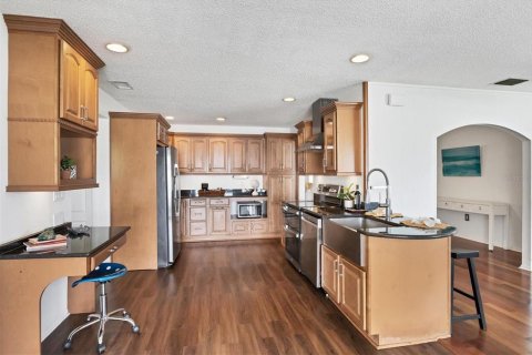 House in Bradenton, Florida 3 bedrooms, 177.81 sq.m. № 1898980 - photo 5