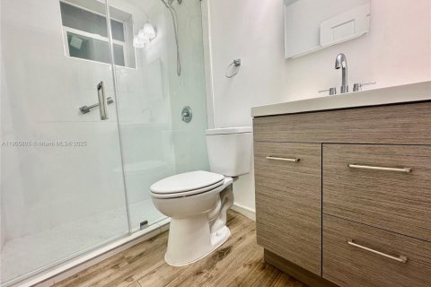 Villa ou maison à louer à Miami, Floride: 3 chambres, 124.49 m2 № 1956423 - photo 18