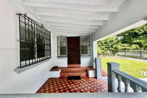 Villa ou maison à louer à Miami, Floride: 3 chambres, 124.49 m2 № 1956423 - photo 6