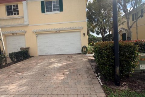 Adosado en Davie, Florida 3 dormitorios, 158.31 m2 № 2250538