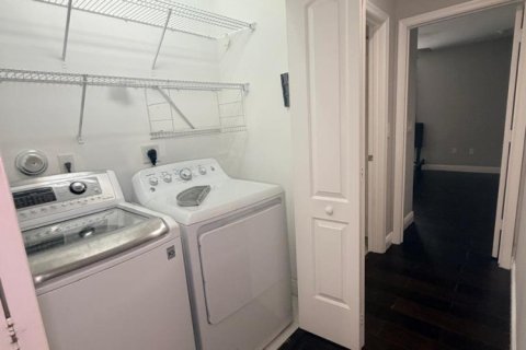 Снять в аренду таунхаус в Дейви, Флорида 3 комнаты, 158.31м2, № 2250538 - фото 15