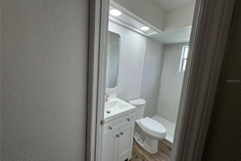Villa ou maison à louer à Spring Hill, Floride: 2 chambres, 119.01 m2 № 2420260 - photo 11