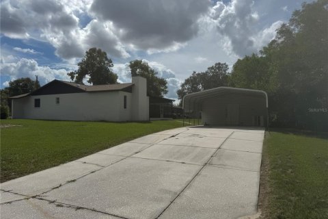 Villa ou maison à louer à Spring Hill, Floride: 2 chambres, 119.01 m2 № 2420260 - photo 22